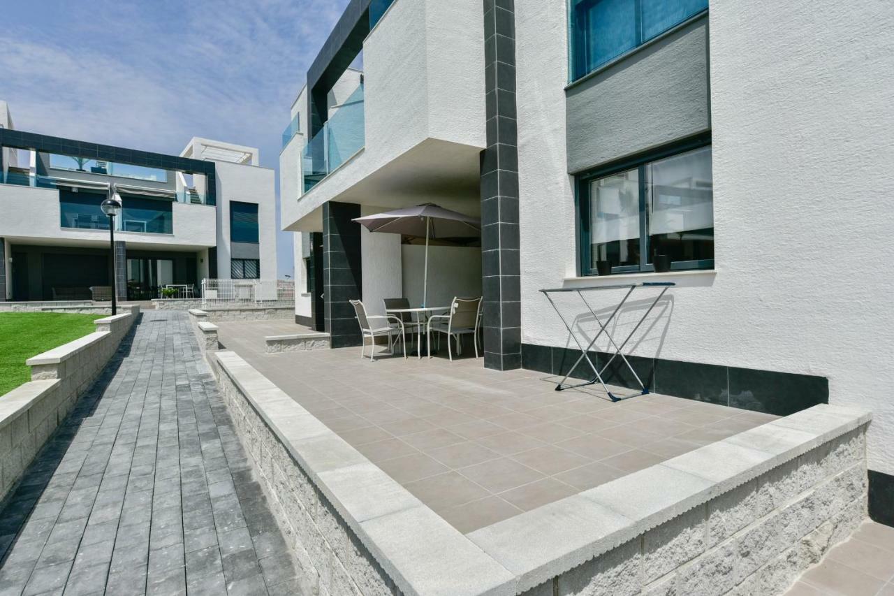 تورّيفيِخا Oasis Beach IX المظهر الخارجي الصورة